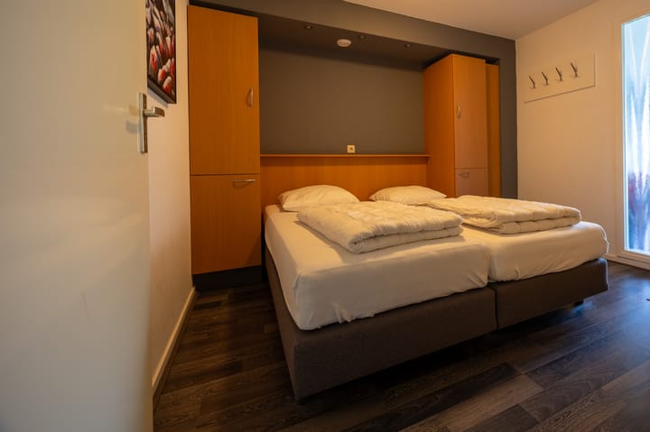 Foto 12 van Oosterhiemweg 1-080