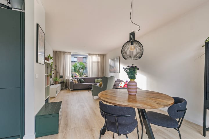 Foto 8 van Rusthofstraat 25