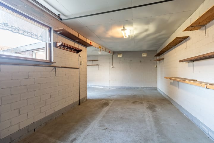 Foto 28 van Meidoornstraat 5