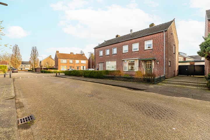 Foto 37 van Meidoornstraat 5