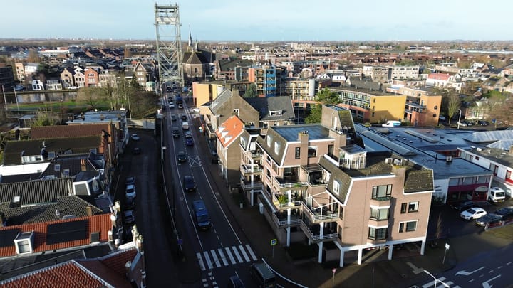 Foto 2 van Plankier 6