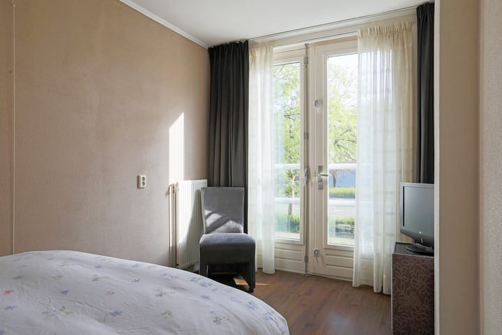 Foto 24 van Stadhoudersplein 23