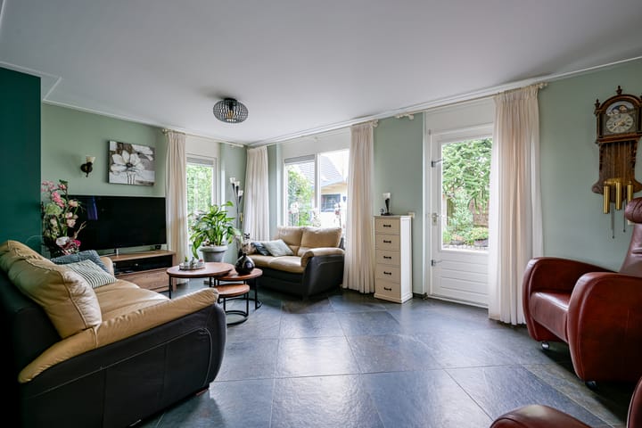 Foto 4 van Hoge Weis 6