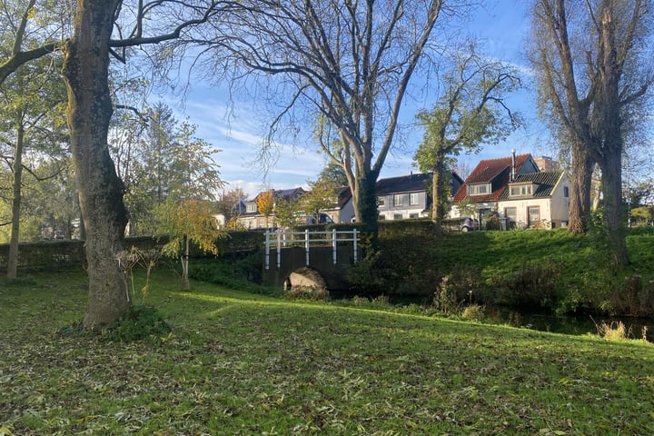 View photo 10 of Troelstraweg 193