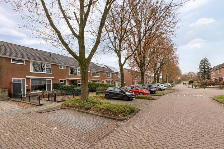 View photo 35 of Sjallemastraat 23