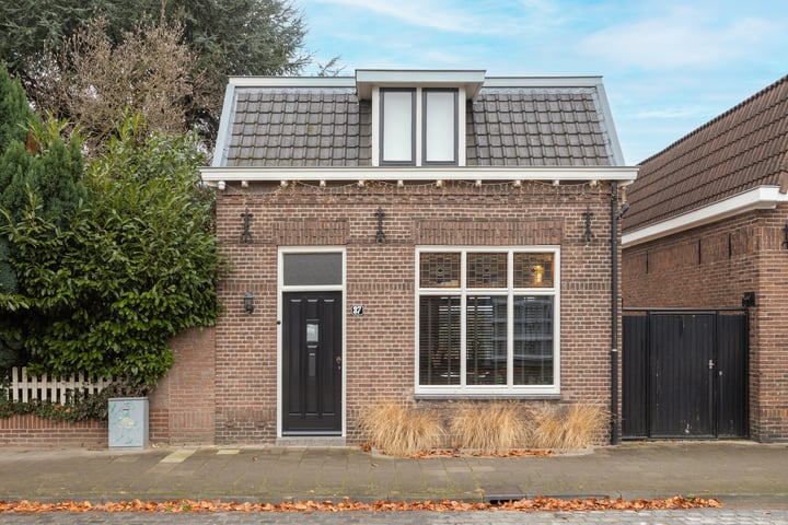 View photo 24 of Goudmijnstraat 37