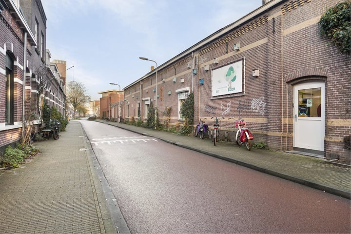 Bekijk foto 20 van Boomstraat 114-B