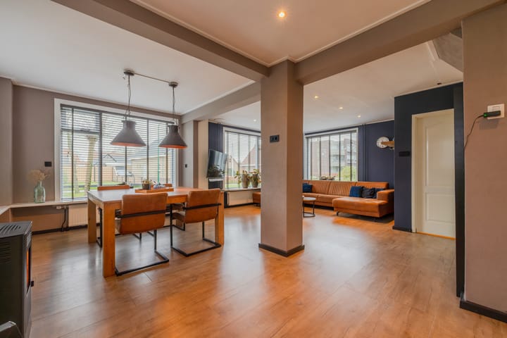 Foto 16 van De Dellen 47