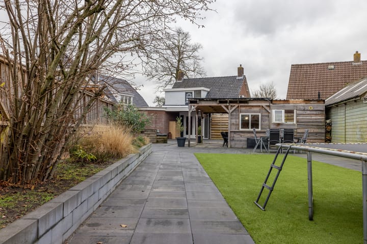 Foto 41 van De Dellen 47