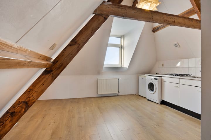 Foto 2 van Van Merlenstraat 29-D