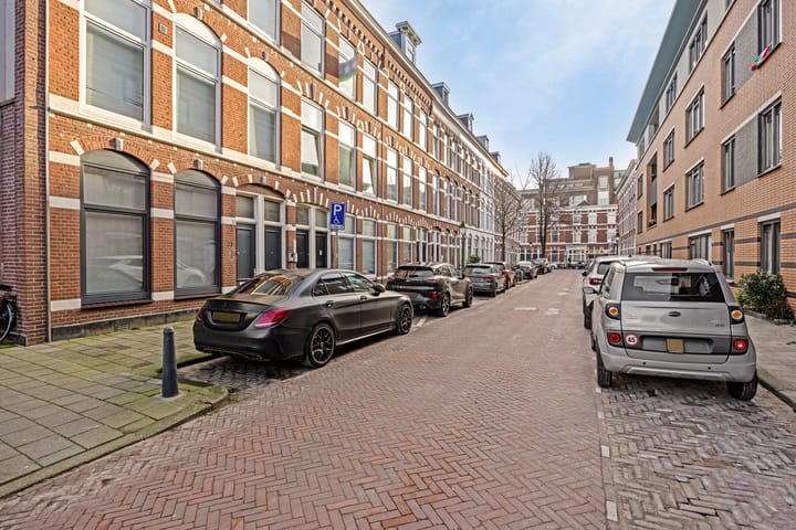 Foto 6 van Van Merlenstraat 29-D