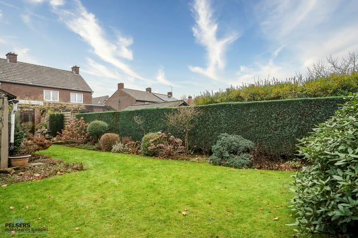 Foto 28 van Koninginnelaan 29