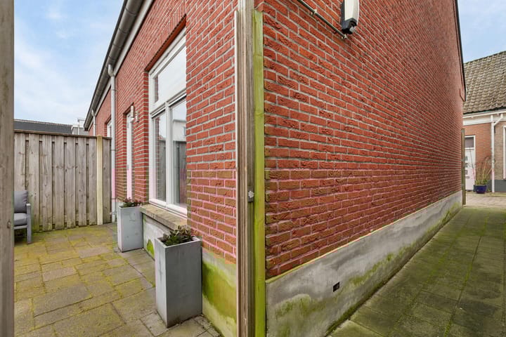 Foto 22 van Molenstraat 14