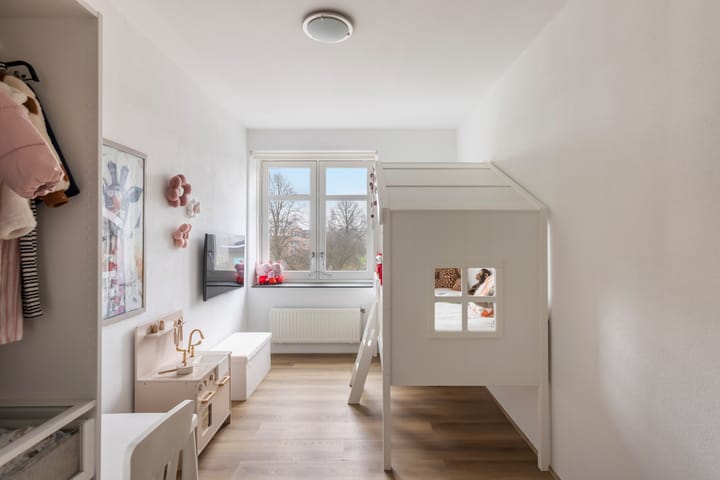 Foto 24 van Maarten Harpertsz. Trompweg 70