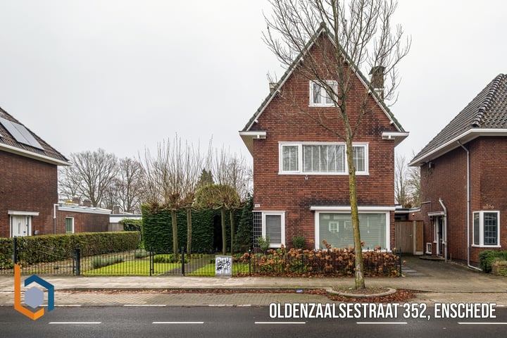 View photo 1 of Oldenzaalsestraat 352