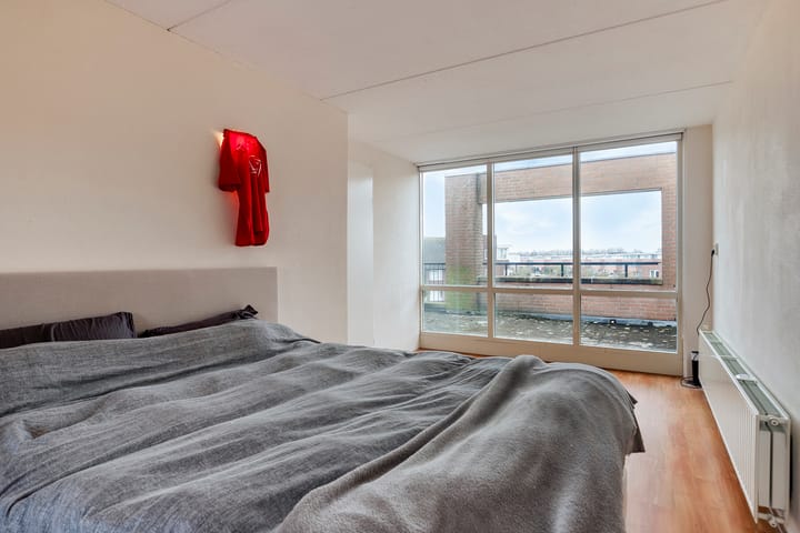 Foto 22 van J.P.Coenstraat 21