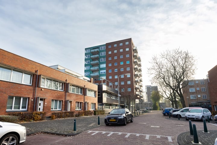 Bekijk foto 2 van Vriezenveenstraat 62