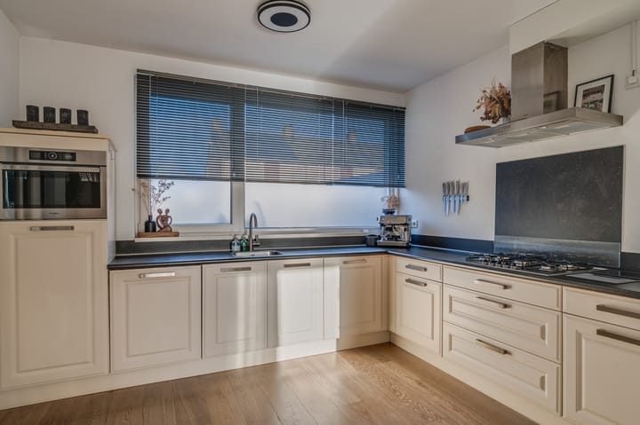 Foto 16 van Karel van Brimeustraat 9