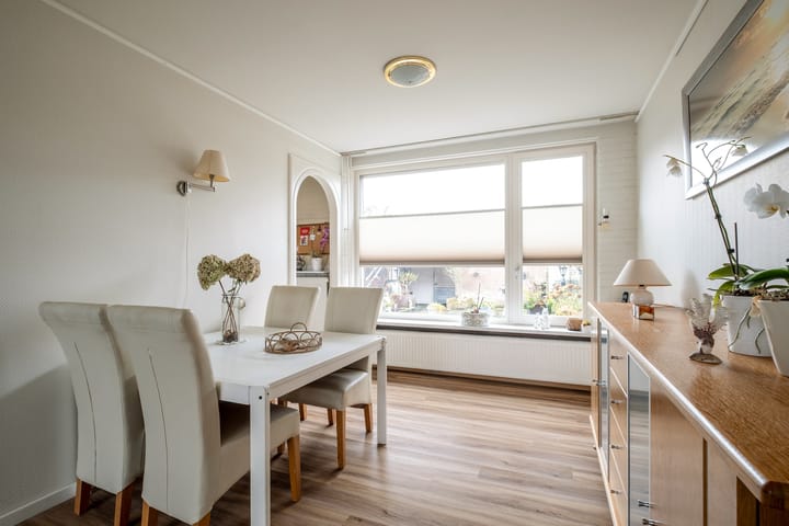 Foto 10 van Brederostraat 310