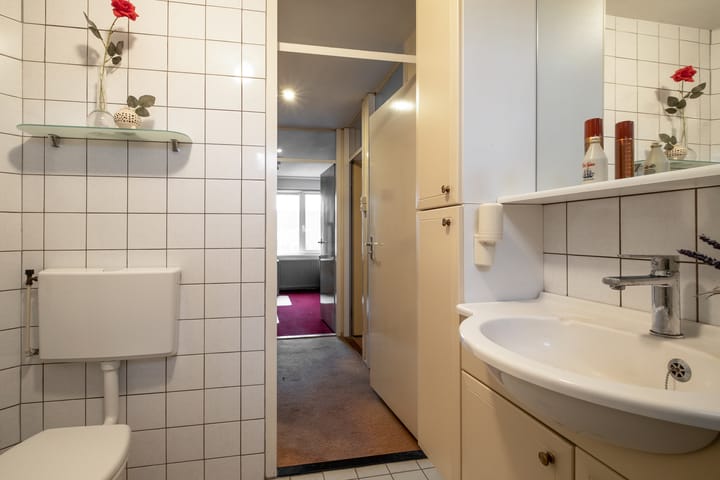 Foto 15 van Brederostraat 310