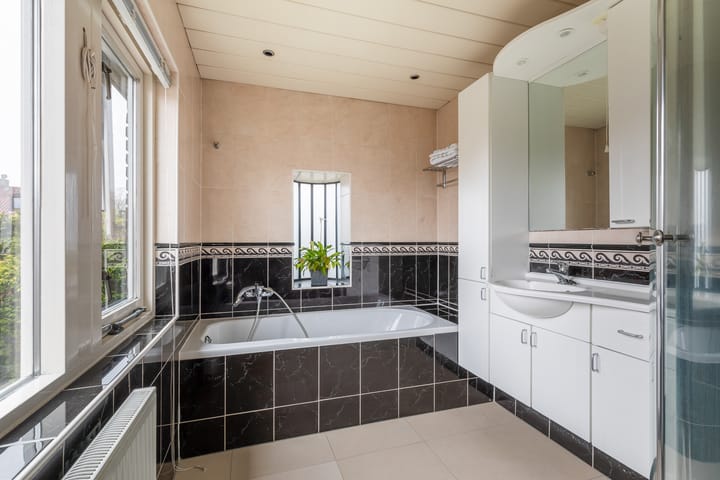 Foto 37 van Lijsterlaan 2