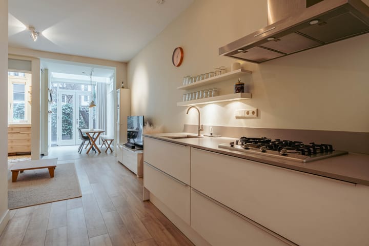 Photo 10 of Overamstelstraat 18-AH