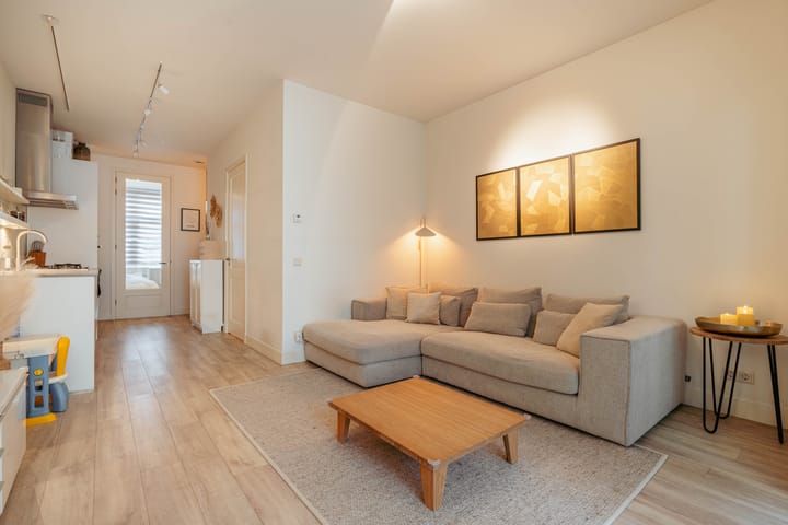 Photo 11 of Overamstelstraat 18-AH