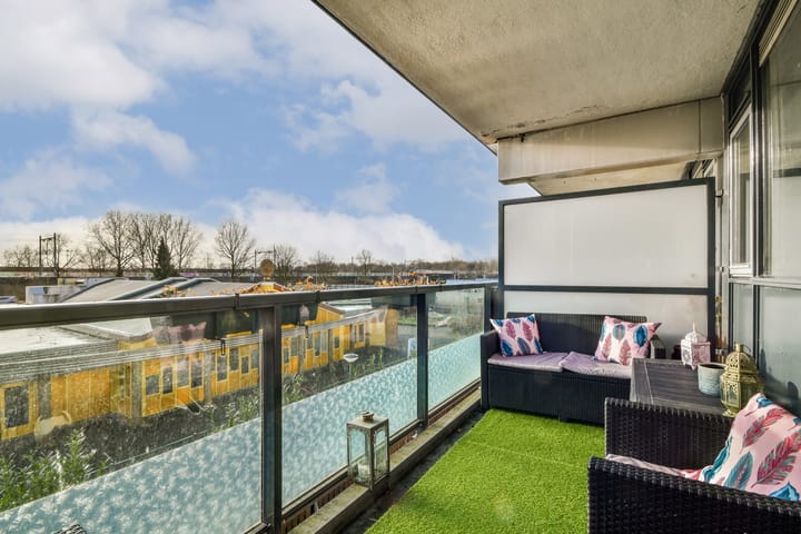 Foto 10 van Gouverneurstraat 17