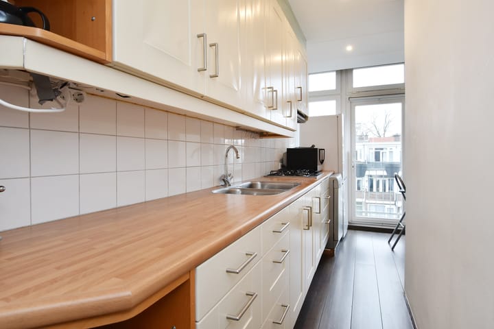 Photo 12 of Caan van Necklaan 141-A