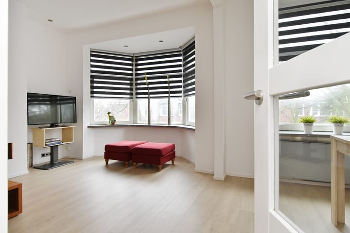 Foto 4 van Caan van Necklaan 141-A