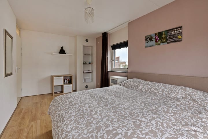 Foto 31 van Stobberakplantsoen 60