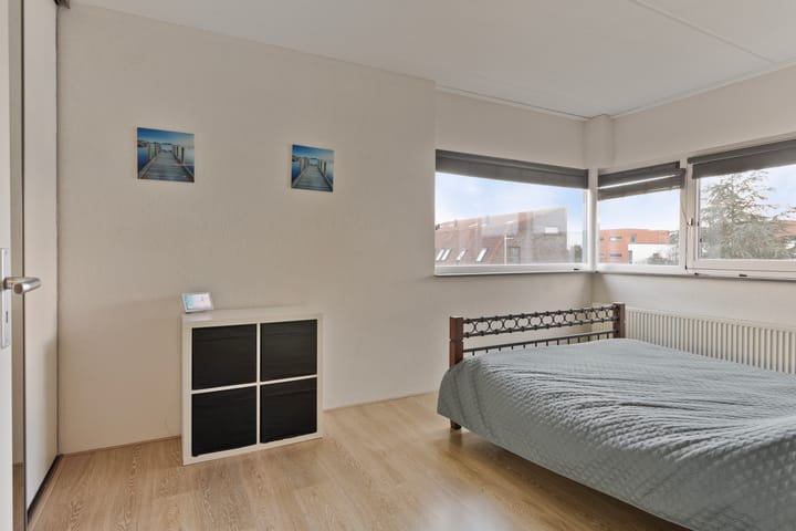 Foto 33 van Stobberakplantsoen 60