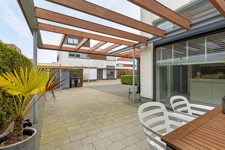 Foto 44 van Stobberakplantsoen 60