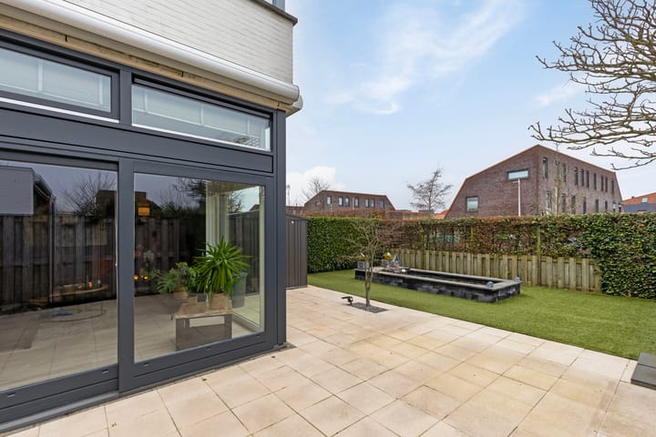 Foto 46 van Stobberakplantsoen 60