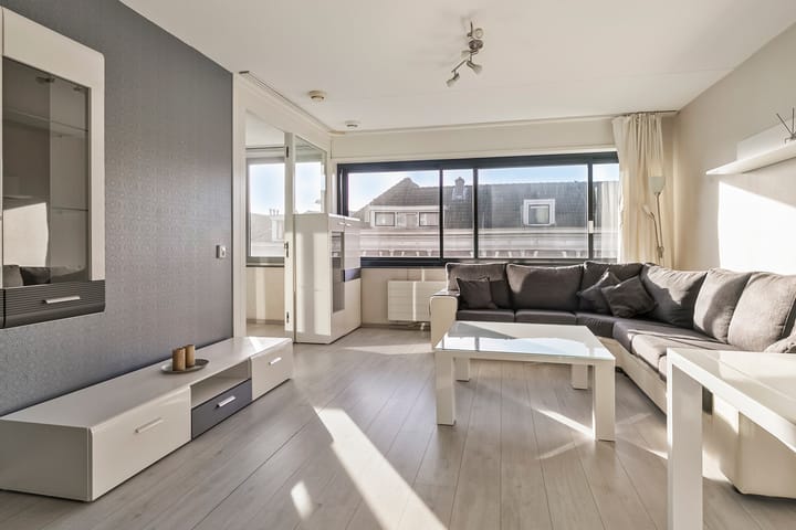 Foto 12 van Meidoornstraat 84