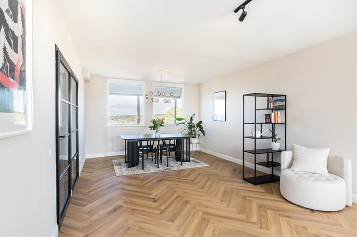 Foto 5 van Den Heuvel 218