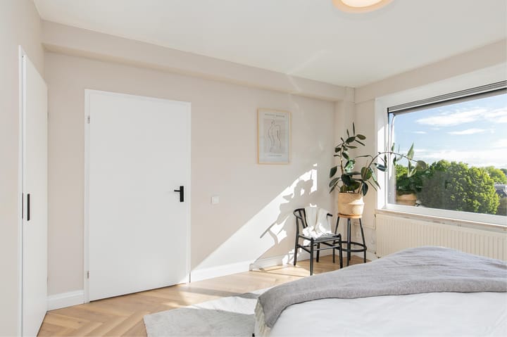 Foto 10 van Den Heuvel 218