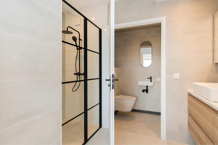 Foto 24 van Den Heuvel 218