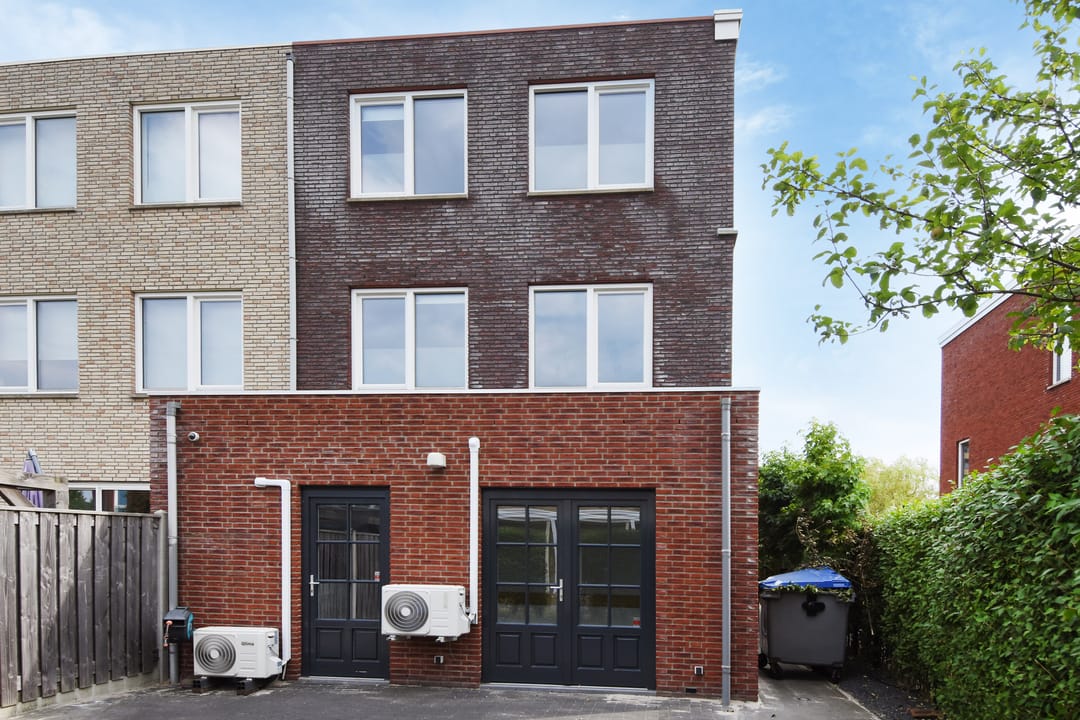 Photo 37 of Anna van Hogendorpstraat 26