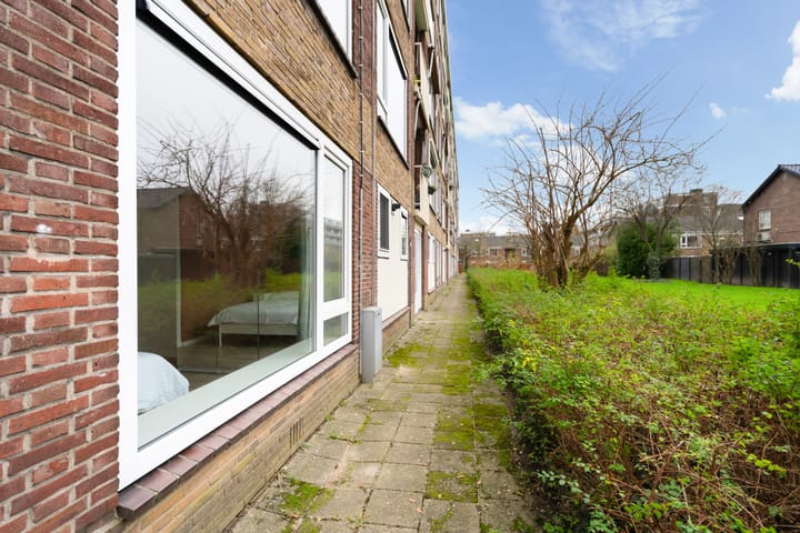 Foto 24 van Jadelaan 17