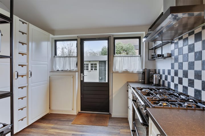 Foto 13 van C.J.van Houtenlaan 35