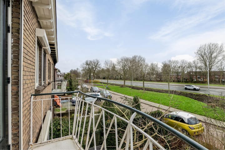 Foto 19 van C.J.van Houtenlaan 35