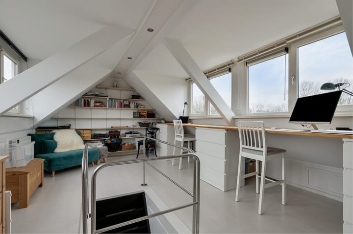 Foto 31 van C.J.van Houtenlaan 35