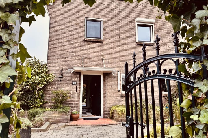 Foto 44 van C.J.van Houtenlaan 35