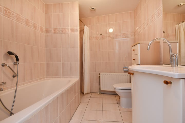 Photo 22 of Bocht van Guinea 11