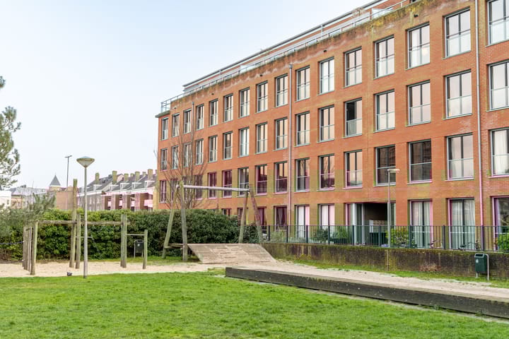 Foto 37 van Jacob Burggraafstraat 140