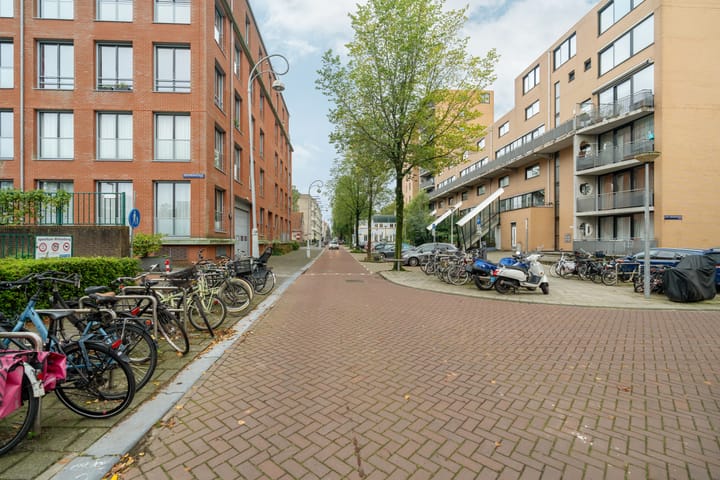 Foto 43 van Jacob Burggraafstraat 140