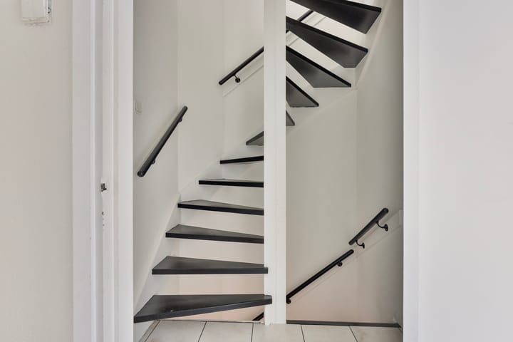 Foto 11 van Leliestraat 48