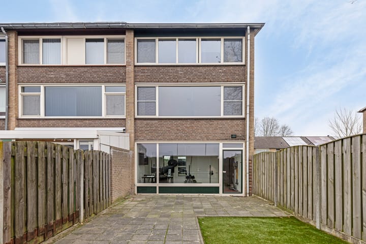 Foto 25 van Leliestraat 48