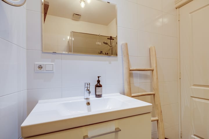 Foto 36 van Lange Lauwerstraat 10-A